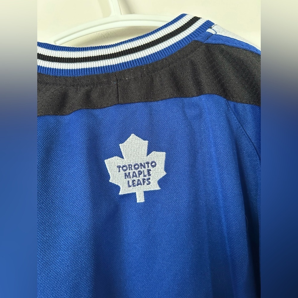 Toronto Maple Leafs Kids Blue Hockey Jersey Size 3 - Picture 5 of 5